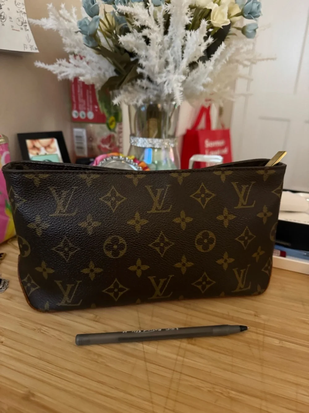 Louis Vuitton Brown Monogram Interior Pouch with Gold Hardware - Picture 5 of 8